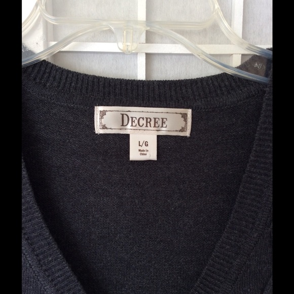 DECREE gray sweater dress. - Picture 4 of 5